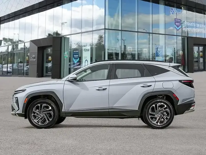 Hyundai Tucson Hybrid 2026 photo 3