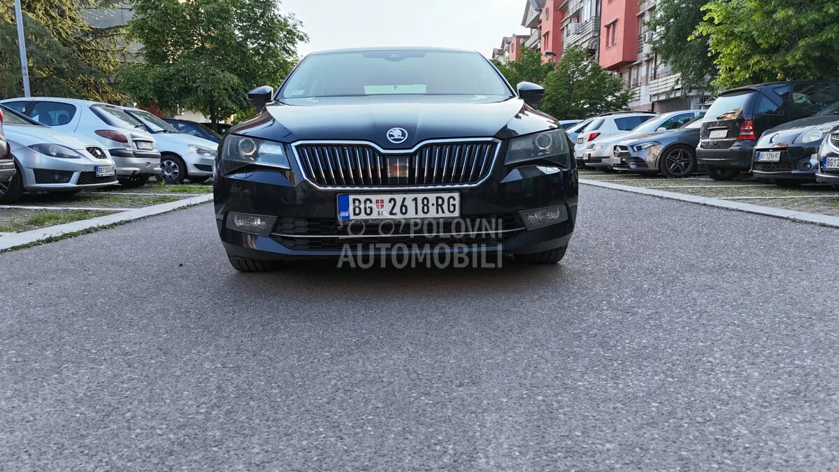 Skoda Superb 2017 photo 4