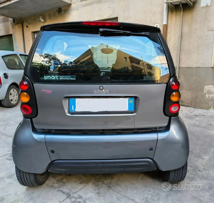 Smart Fortwo 2001 photo 3