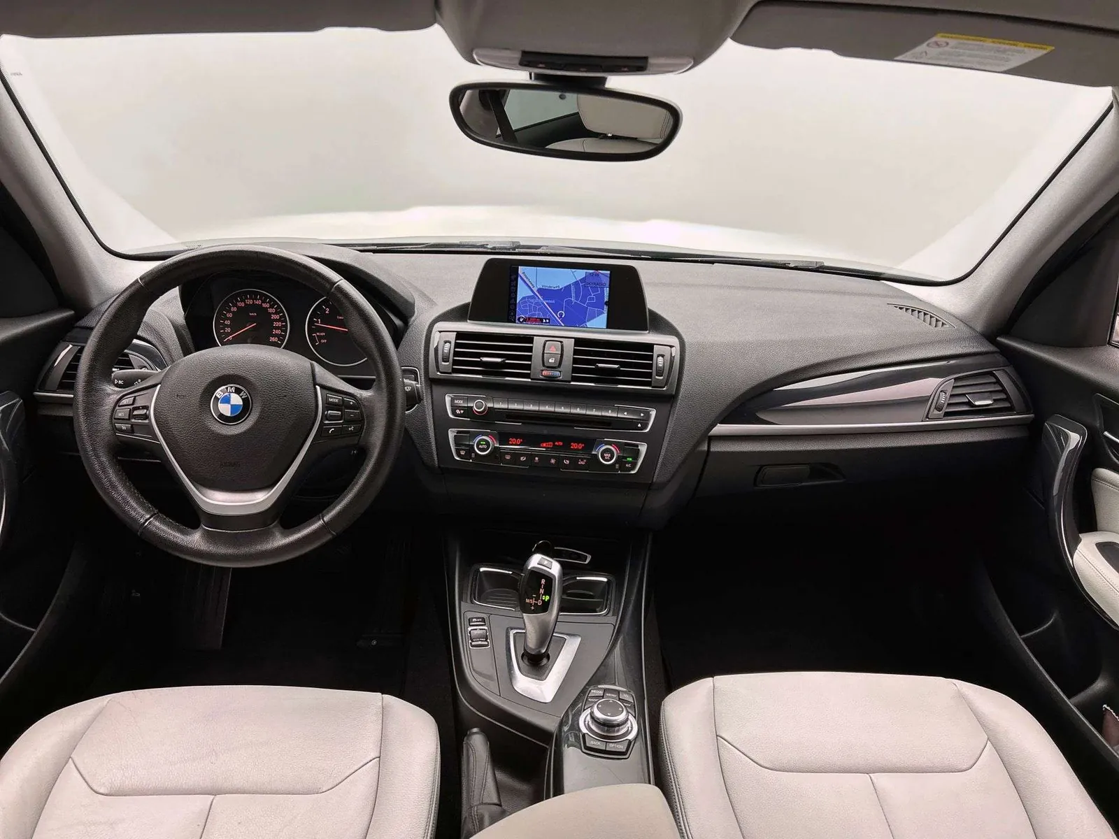 BMW 116I 2012 photo 2