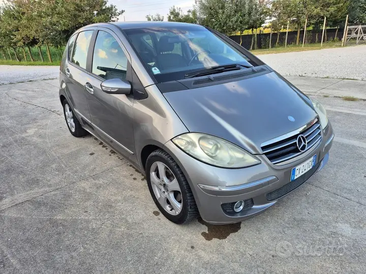 Mercedes-Benz A 2005 photo 2