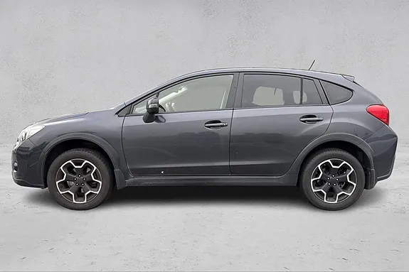 Subaru Xv 2012 photo 2