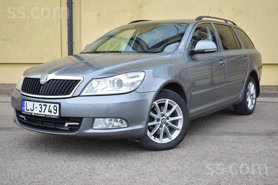 Skoda Octavia 2011 photo 4
