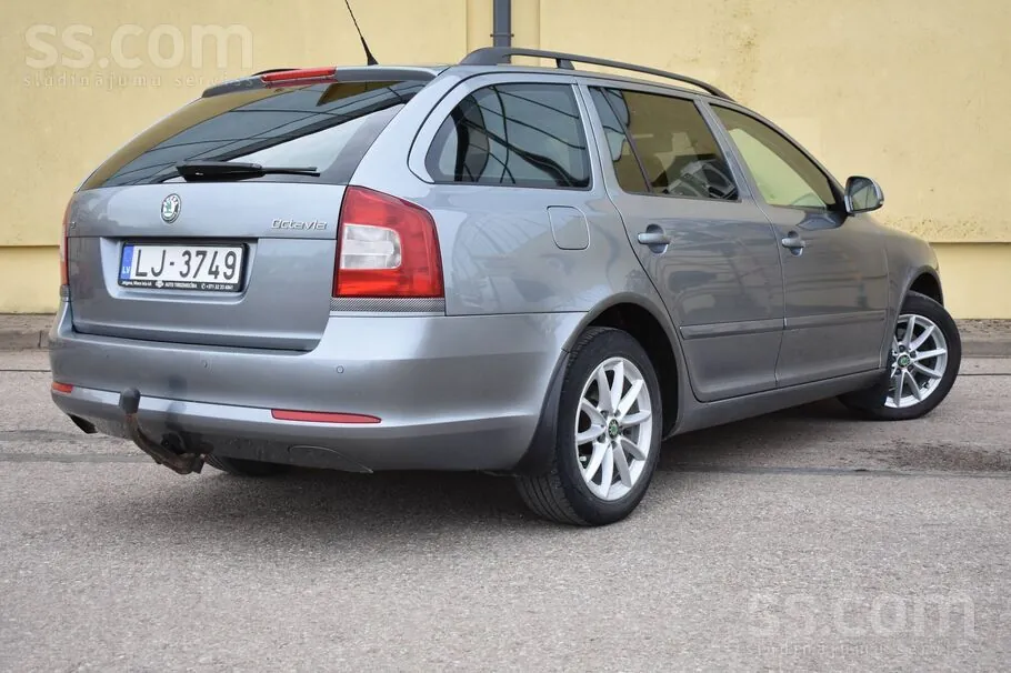Skoda Octavia 2011 photo 5