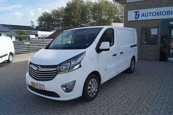 Opel Vivaro 2015 photo 2
