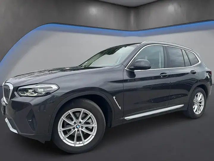 BMW X3 2022 photo 2