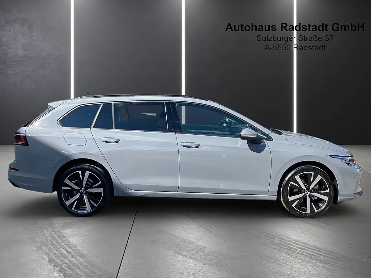 Volkswagen Golf 2026 photo 3