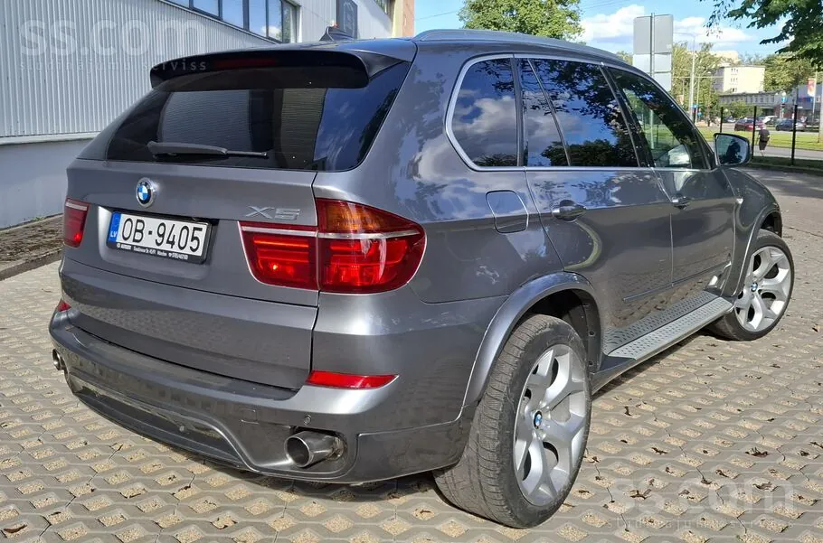 BMW X5 2010 photo 3