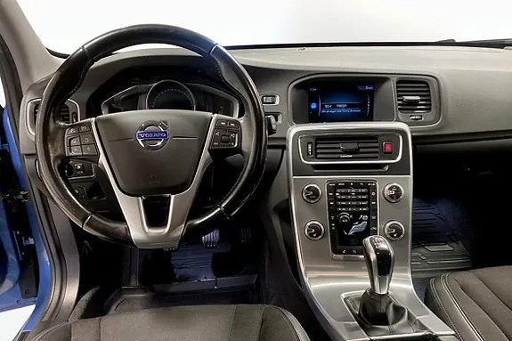 Volvo V60 2017 photo 4
