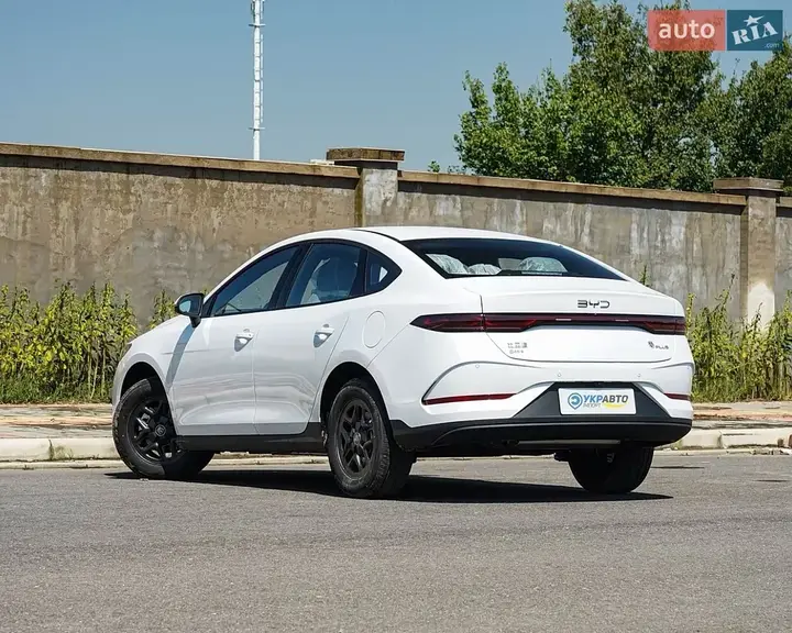 BYD Qin Plus 2026 photo 3