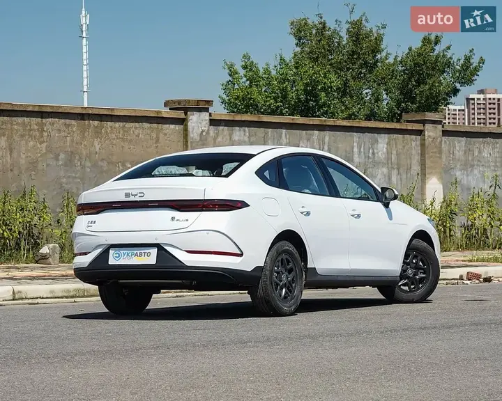 BYD Qin Plus 2026 photo 5