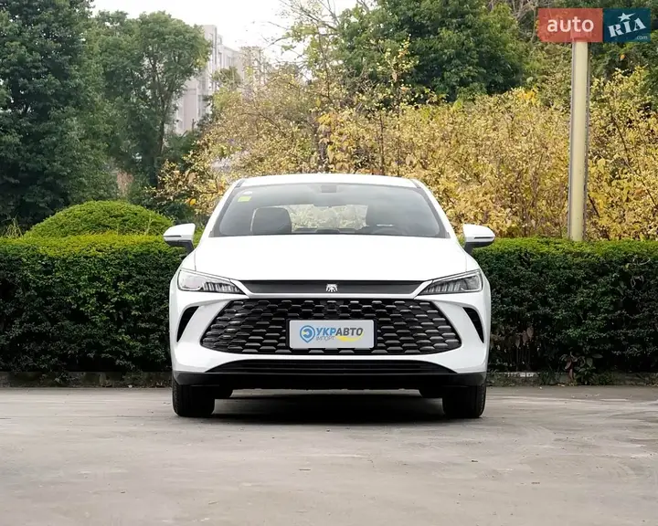 BYD Qin Plus 2026 photo 2