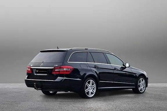 Mercedes-Benz E200 2010 photo 3