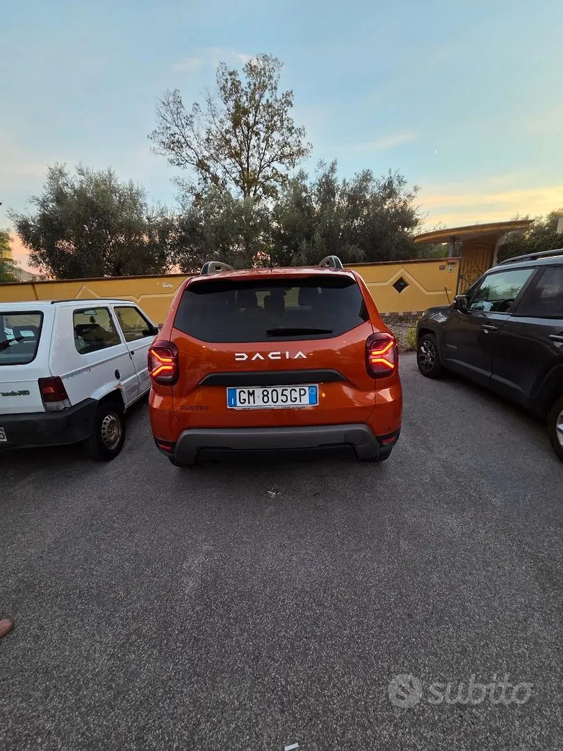 Dacia Duster 2023 photo 2