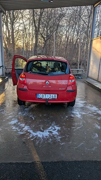Renault Clio 2006 photo 2