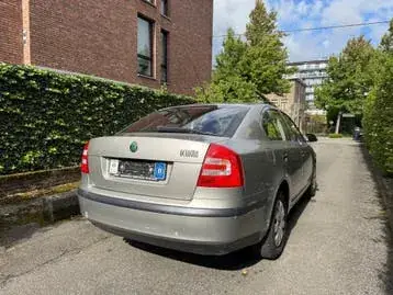 Skoda Octavia 2007 photo 2