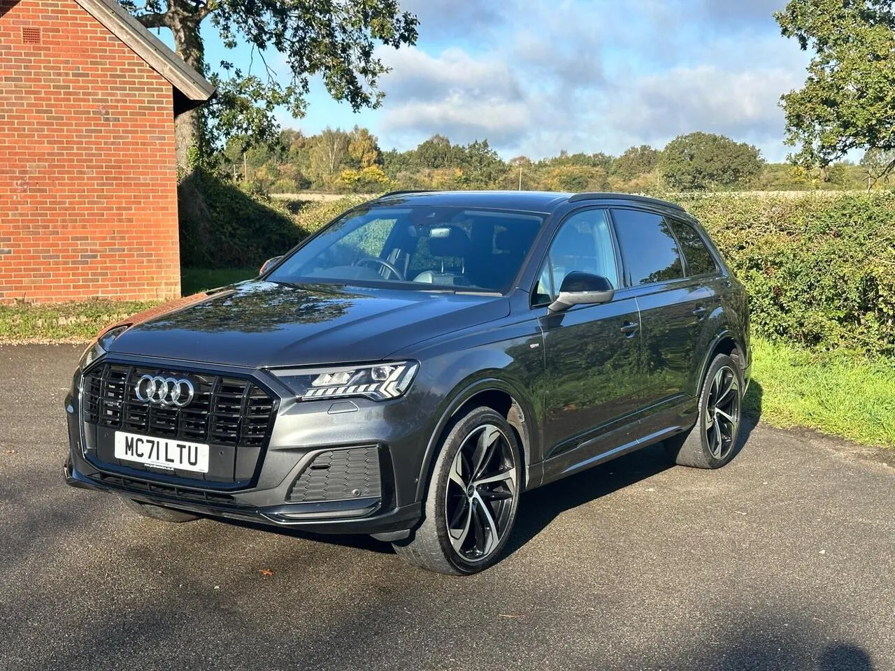 Audi Q7 2021 photo 3