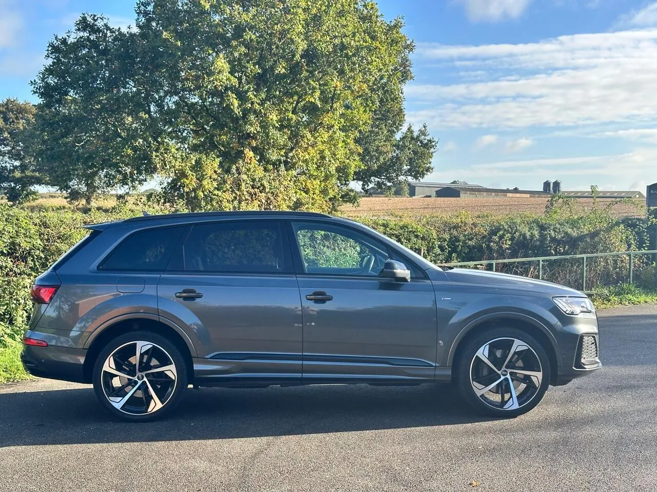 Audi Q7 2021 photo 4