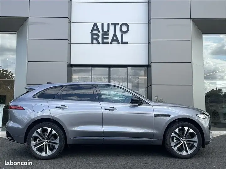 Jaguar F-Pace 2024 photo 4