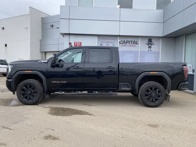 GMC Sierra 3500Hd 2025 photo 2