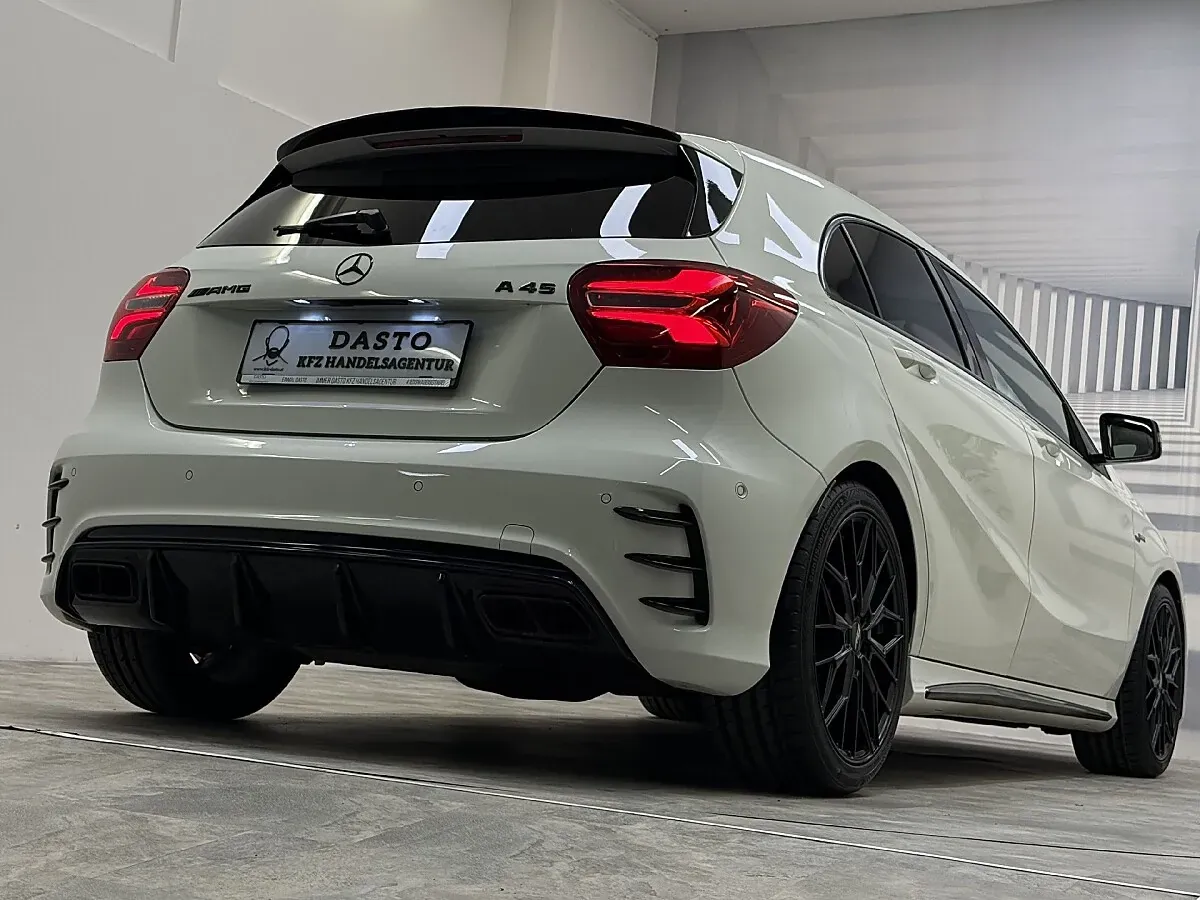 Mercedes-Benz A-Class 2016 photo 2