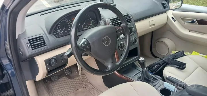 Mercedes-Benz A 2007 photo 2