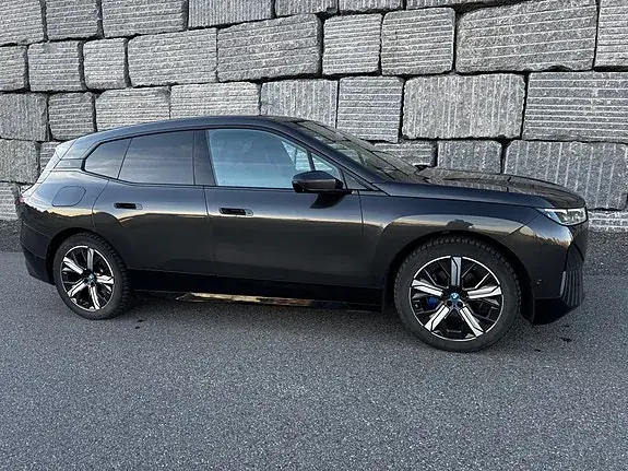 BMW Ix 2022 photo 4
