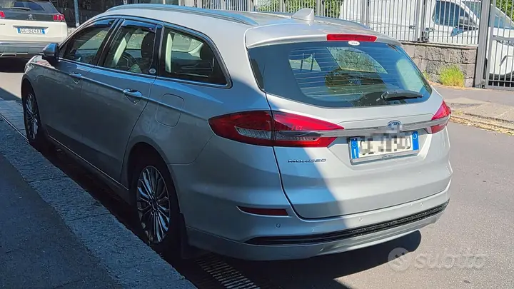 Ford Mondeo 2021 photo 3