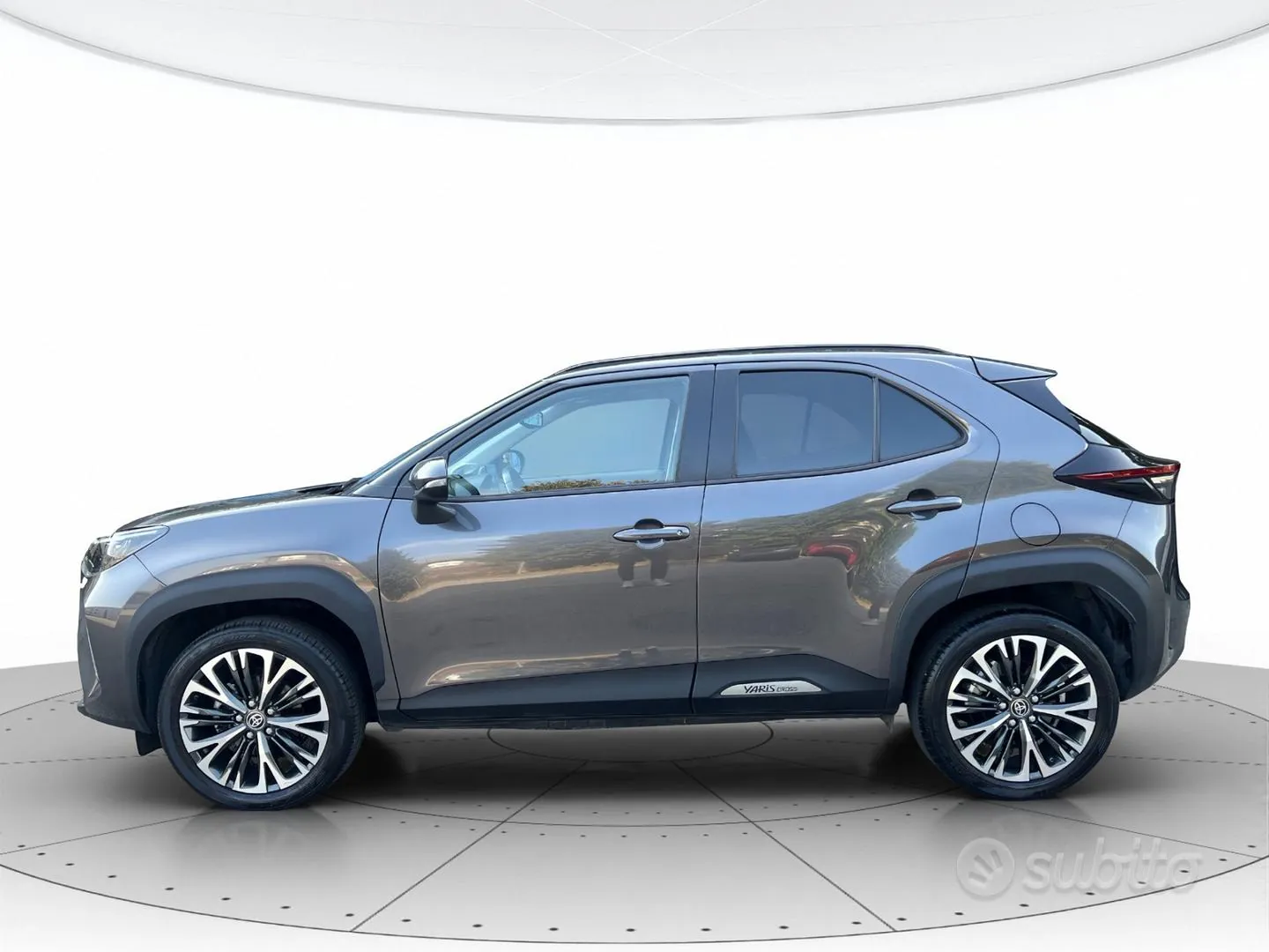 Toyota Yaris Cross 2023 photo 2