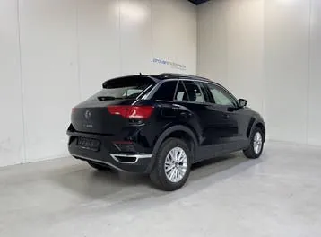 Volkswagen T-Roc 2021 photo 3