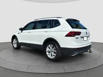 Volkswagen Tiguan 2021 photo 3