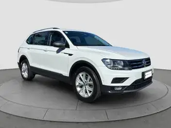 Volkswagen Tiguan 2021 photo 2