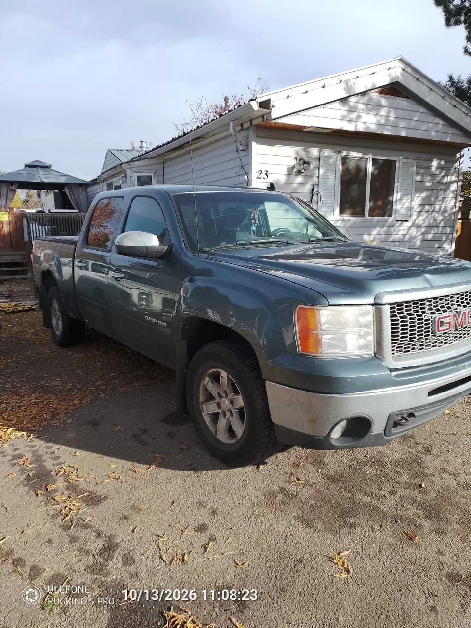 GMC Sierra 1500 2010 photo 2