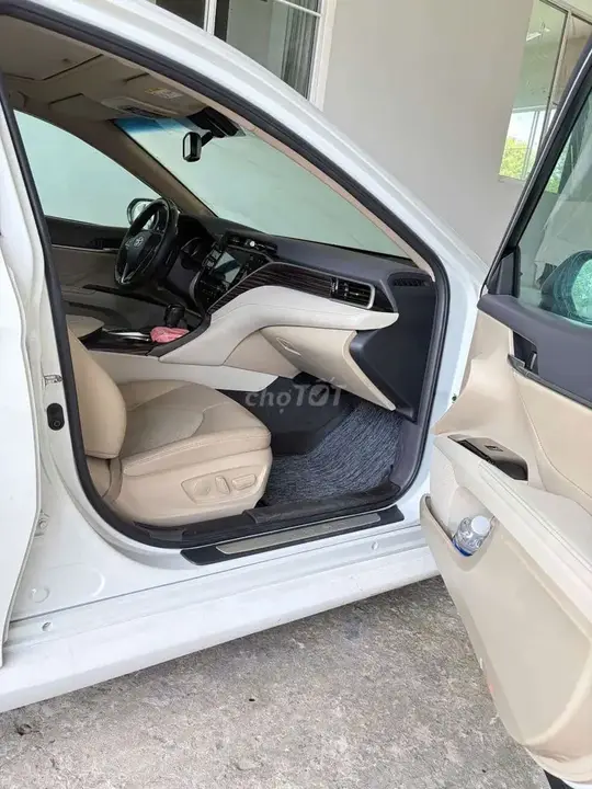 Toyota Camry 2019 photo 3