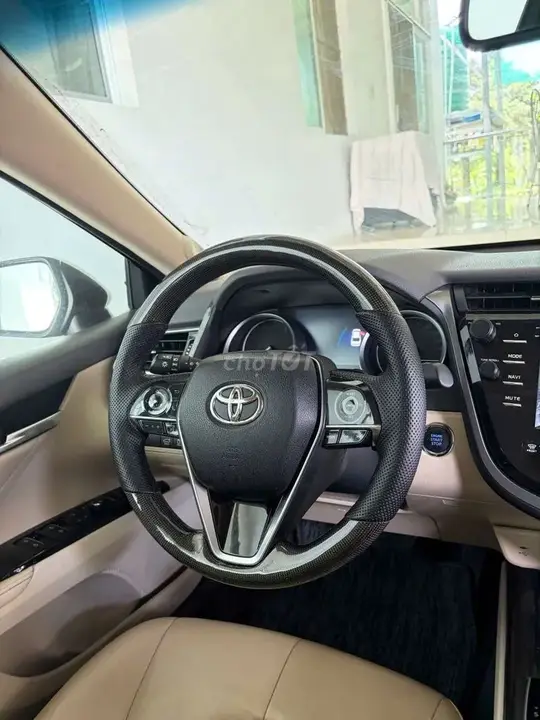 Toyota Camry 2019 photo 4