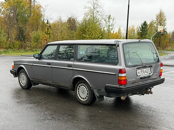 Volvo 240 1991 photo 5