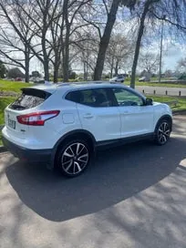 Nissan Qashqai 2015 photo 2