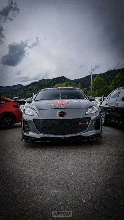 Mazda Mazda3 2011 photo 3