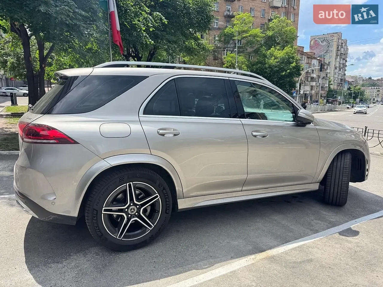 Mercedes-Benz Gle-Class 2022 photo 2