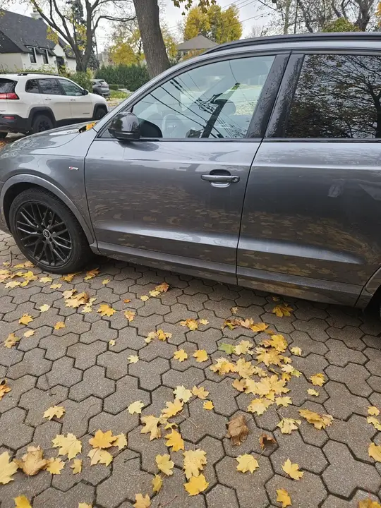 Audi Q3 2018 photo 2
