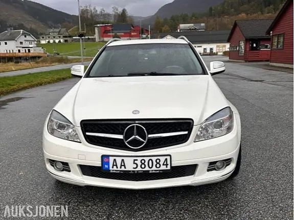 Mercedes-Benz C200 D 2008 photo 2