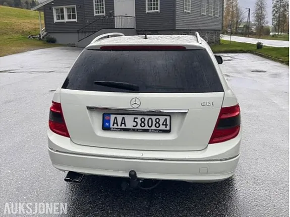 Mercedes-Benz C200 D 2008 photo 5