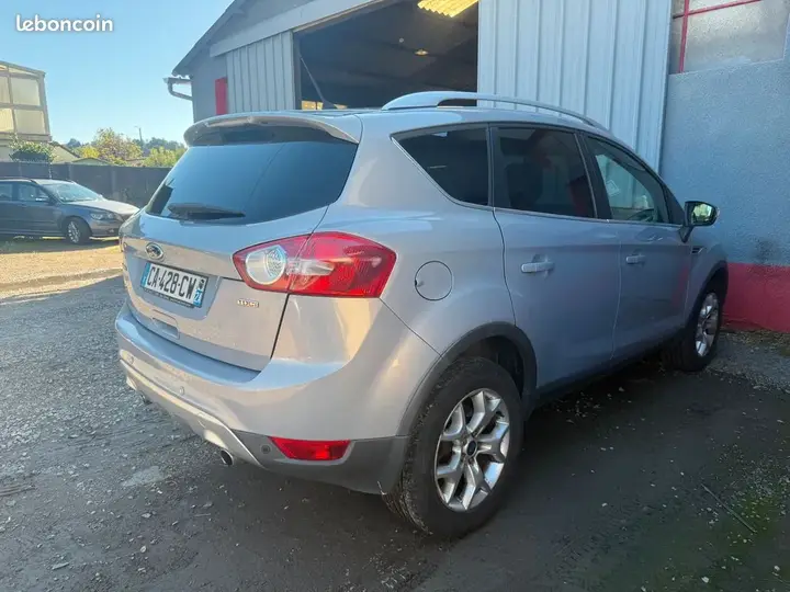 Ford Kuga 2012 photo 2
