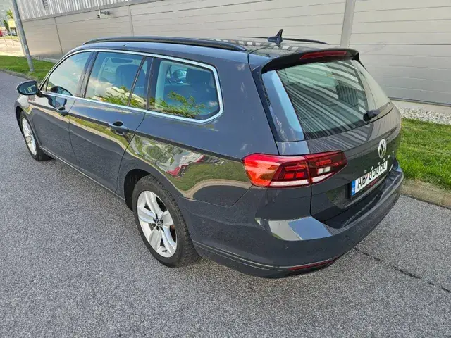 Volkswagen Passat 2019 photo 2