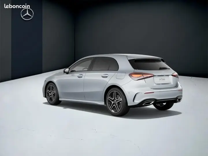 Mercedes-Benz A-Class 2025 photo 3