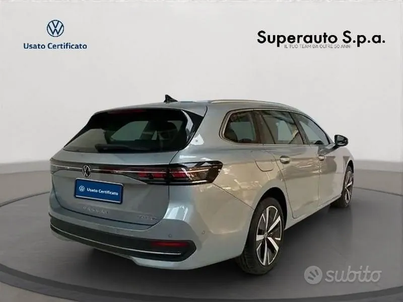 Volkswagen Passat 2024 photo 4