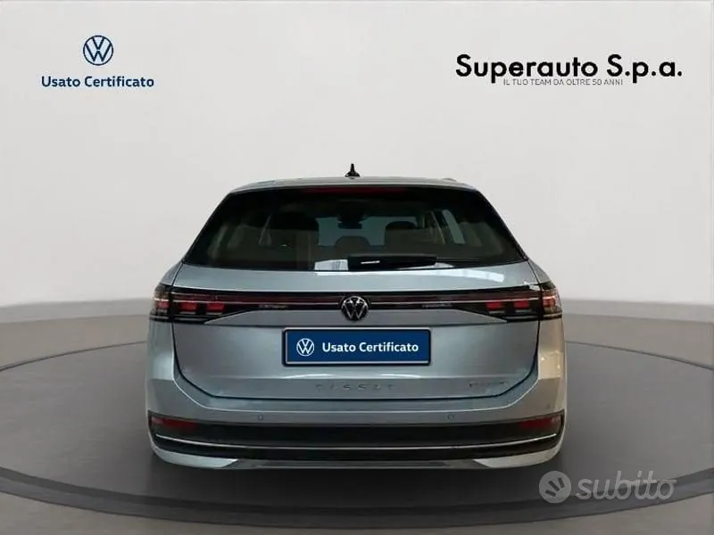 Volkswagen Passat 2024 photo 5