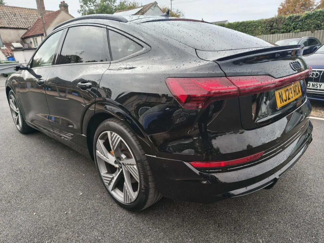 Audi E-Tron 2023 photo 4