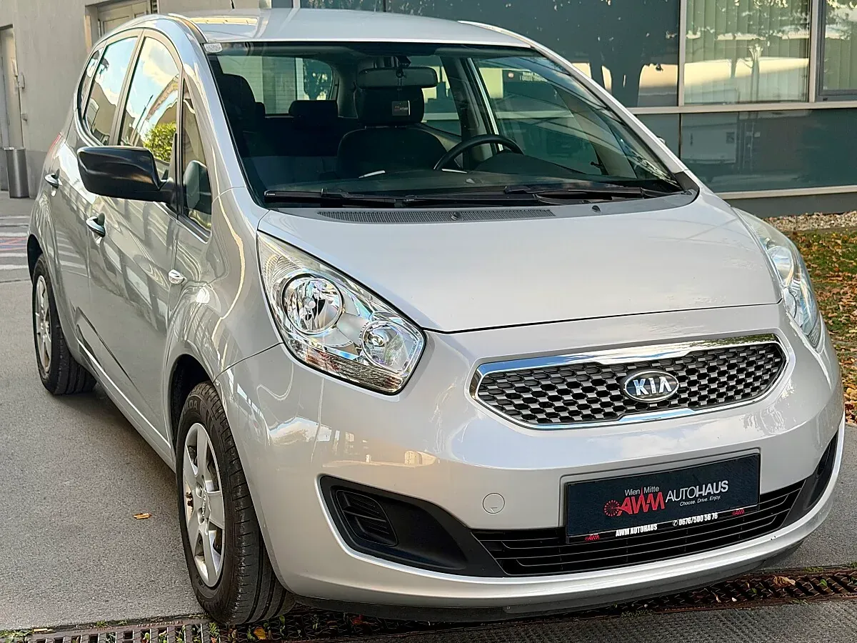 Kia Venga 2011 photo 2