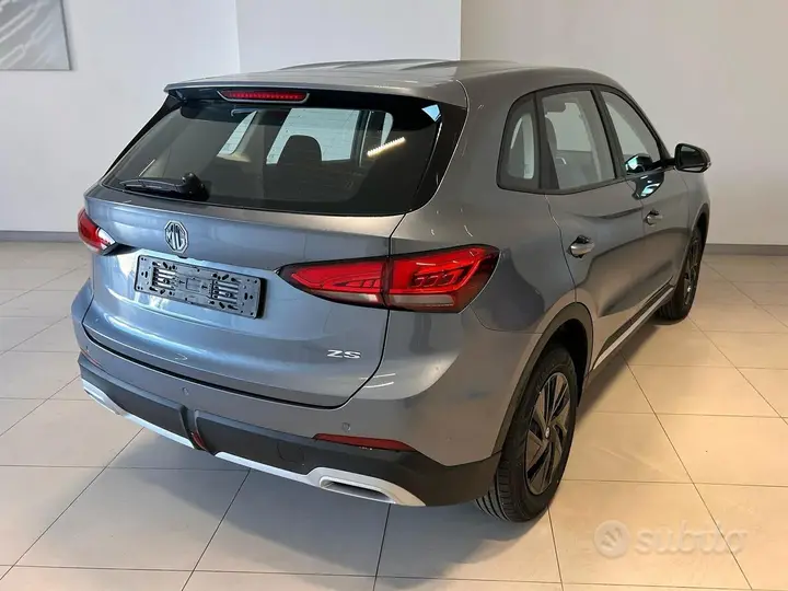 MG Zs photo 2